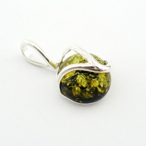 amber pendant 057
